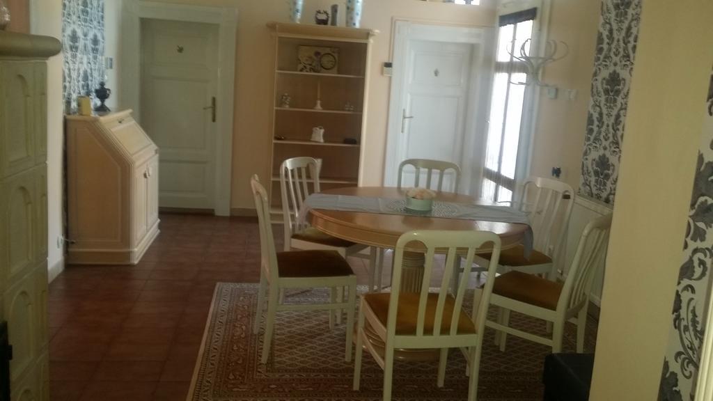 Horváth Apartmanház Kaposvár Exterior foto