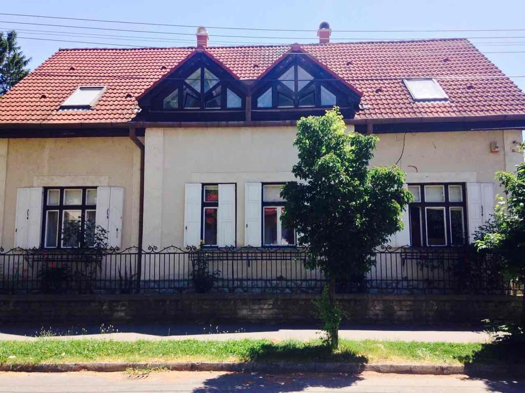 Horváth Apartmanház Kaposvár Exterior foto