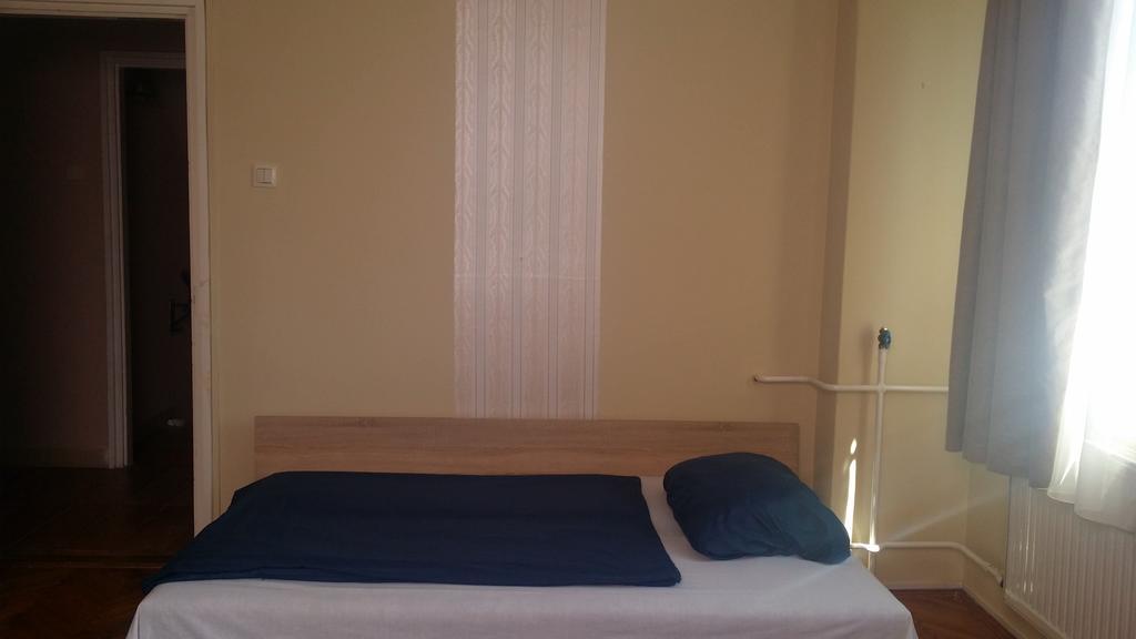 Horváth Apartmanház Kaposvár Exterior foto